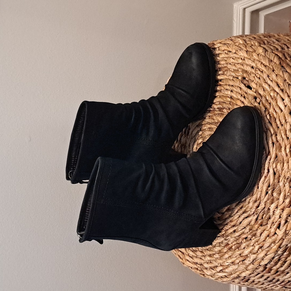Rockport Womens‎ Cobb Hill Black Oiled Leather Ankle Boots Back Zip Size 9
